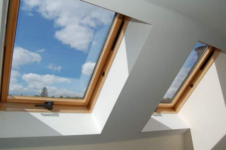 Un velux qui a été nettoyé